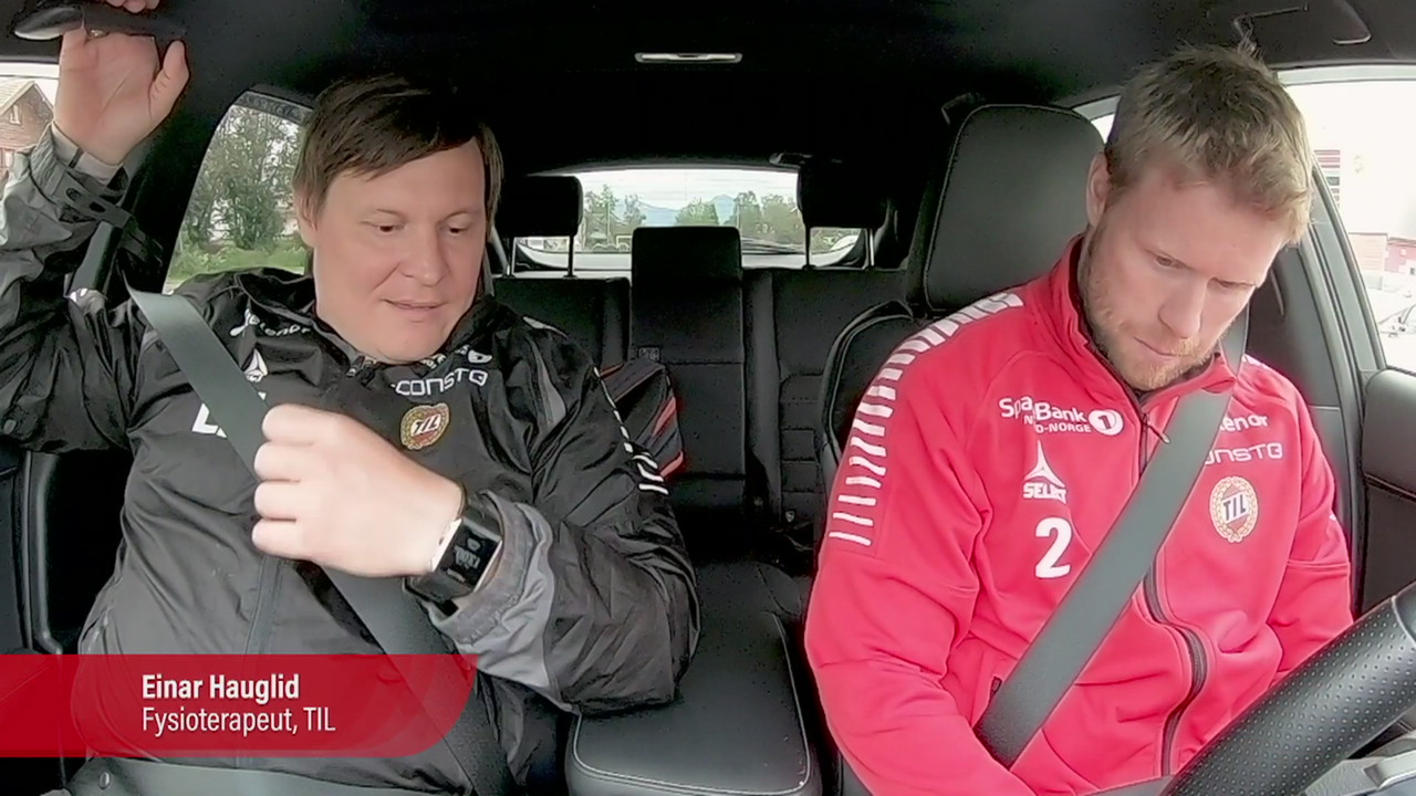 - Jeg prøver å være saklig, med et glimt i øyet